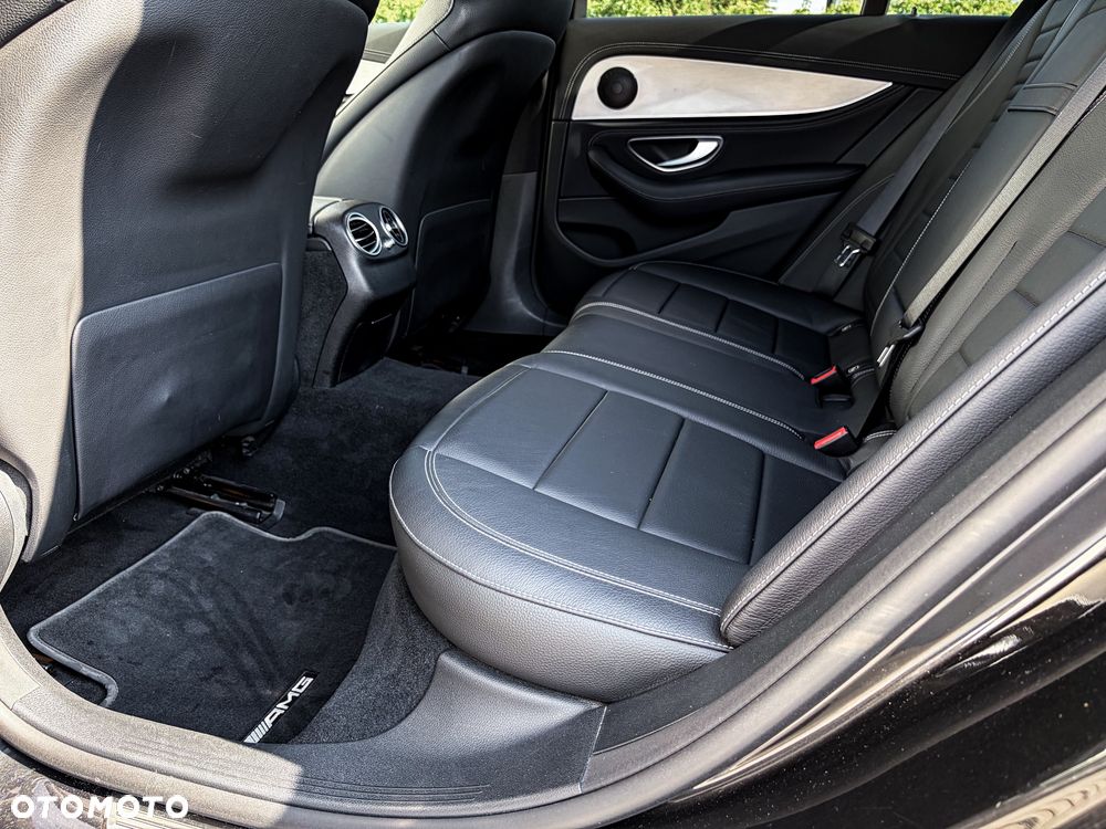 Mercedes-Benz Klasa E 300 de 9G-TRONIC AMG Line - 14