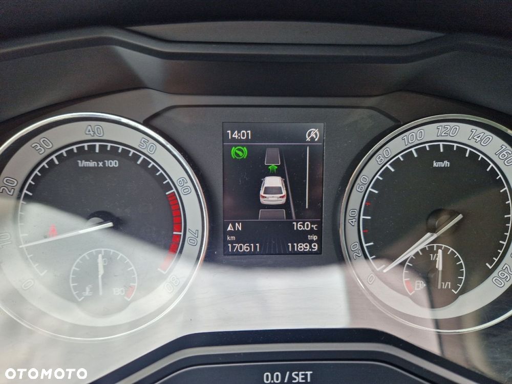 Skoda Superb 2.0 TSI 4x4 DSG L&K - 18