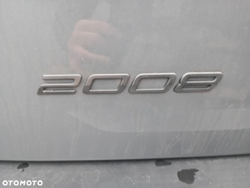 Peugeot 2008 Hybrid 136 e-DSC Allure - 19