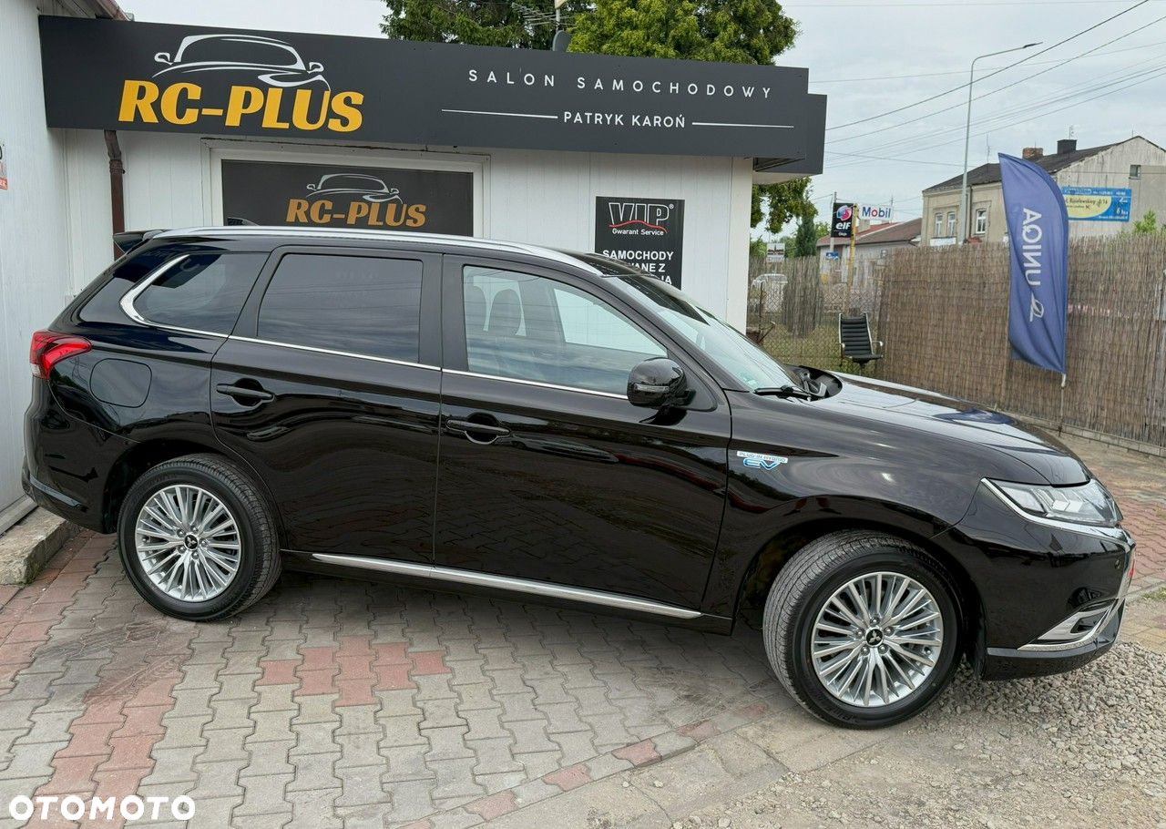 Mitsubishi Outlander PHEV Intense + - 2