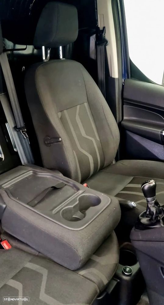 Ford Transit Connect L2 3 Lugares - 3