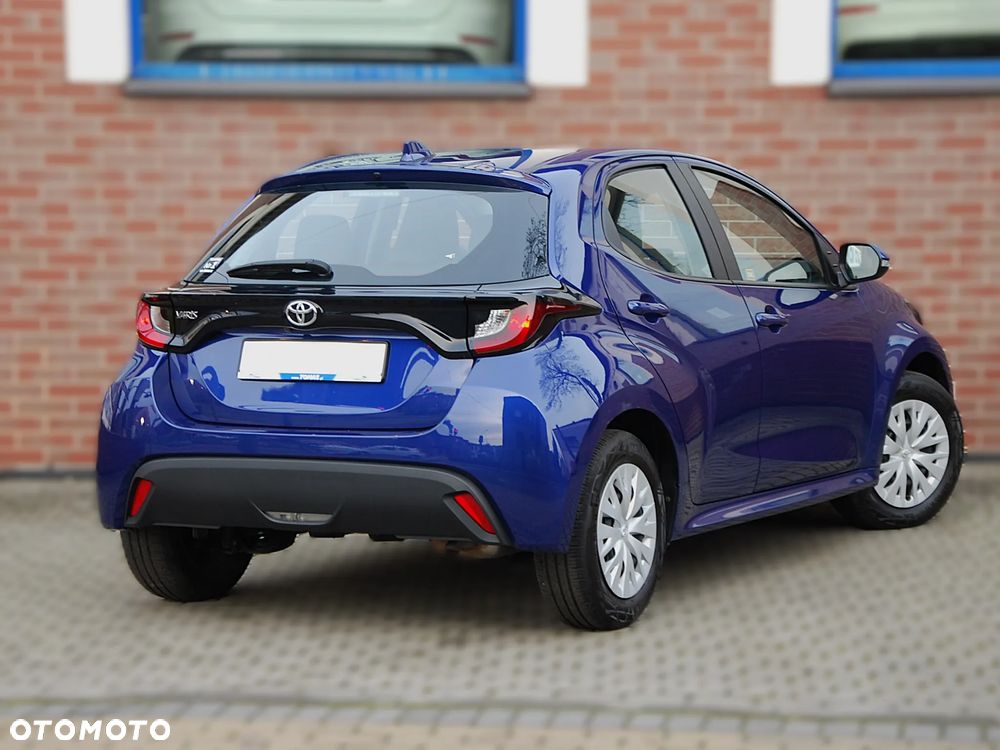 Toyota Yaris 1.5 Comfort - 21