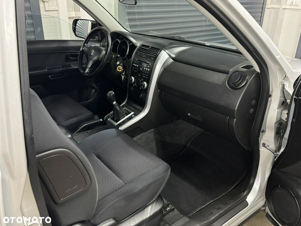 Suzuki Grand Vitara - 18
