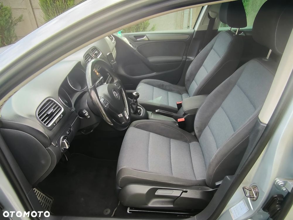 Volkswagen Golf - 13