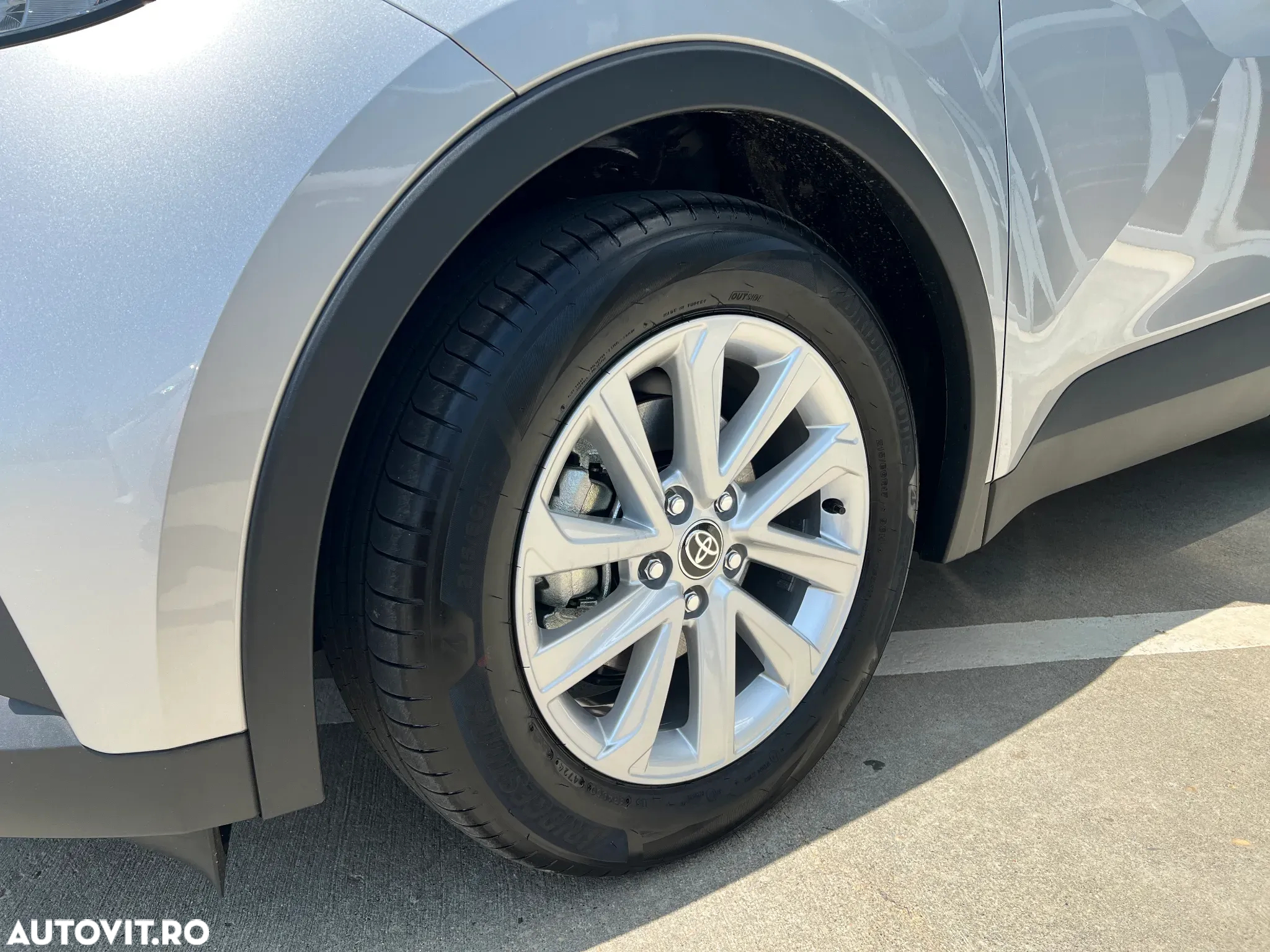 Toyota C-HR 1.8 HEV 140 CP 4x2 CVT Active - 16