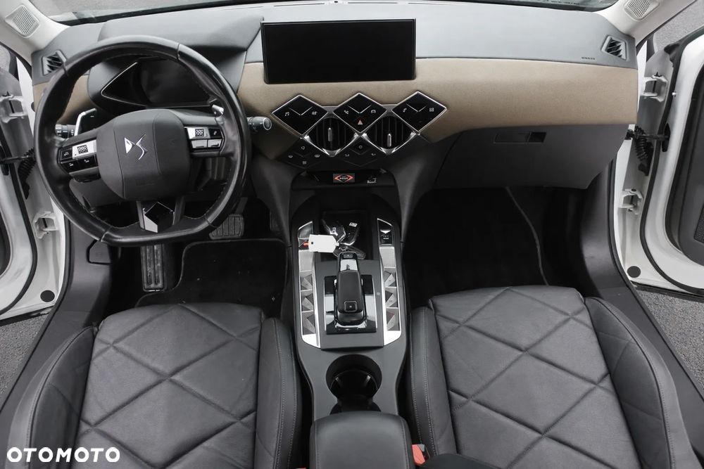 DS Automobiles DS 3 Crossback 1.2 PureTech Performance Line + - 10