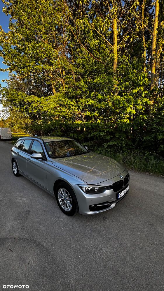 BMW Seria 3 318d DPF Edition Lifestyle - 4