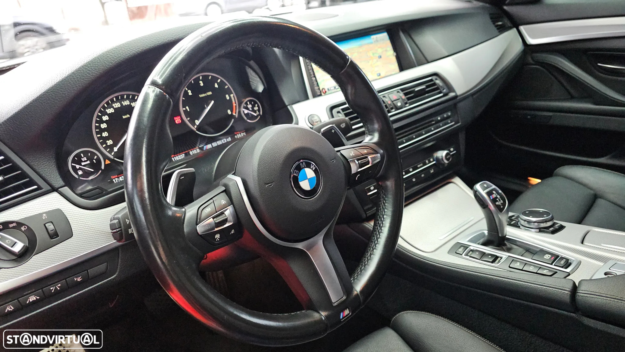 BMW M550d xDrive Auto - 23