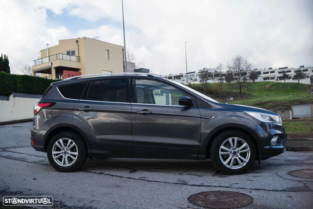 Ford Kuga 1.5 TDCi ST-Line - 7