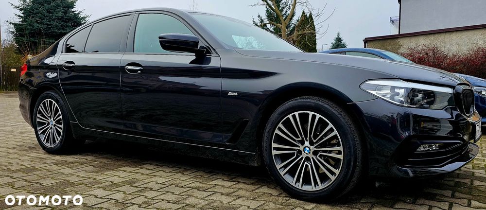 BMW Seria 5 520d Sport - 3