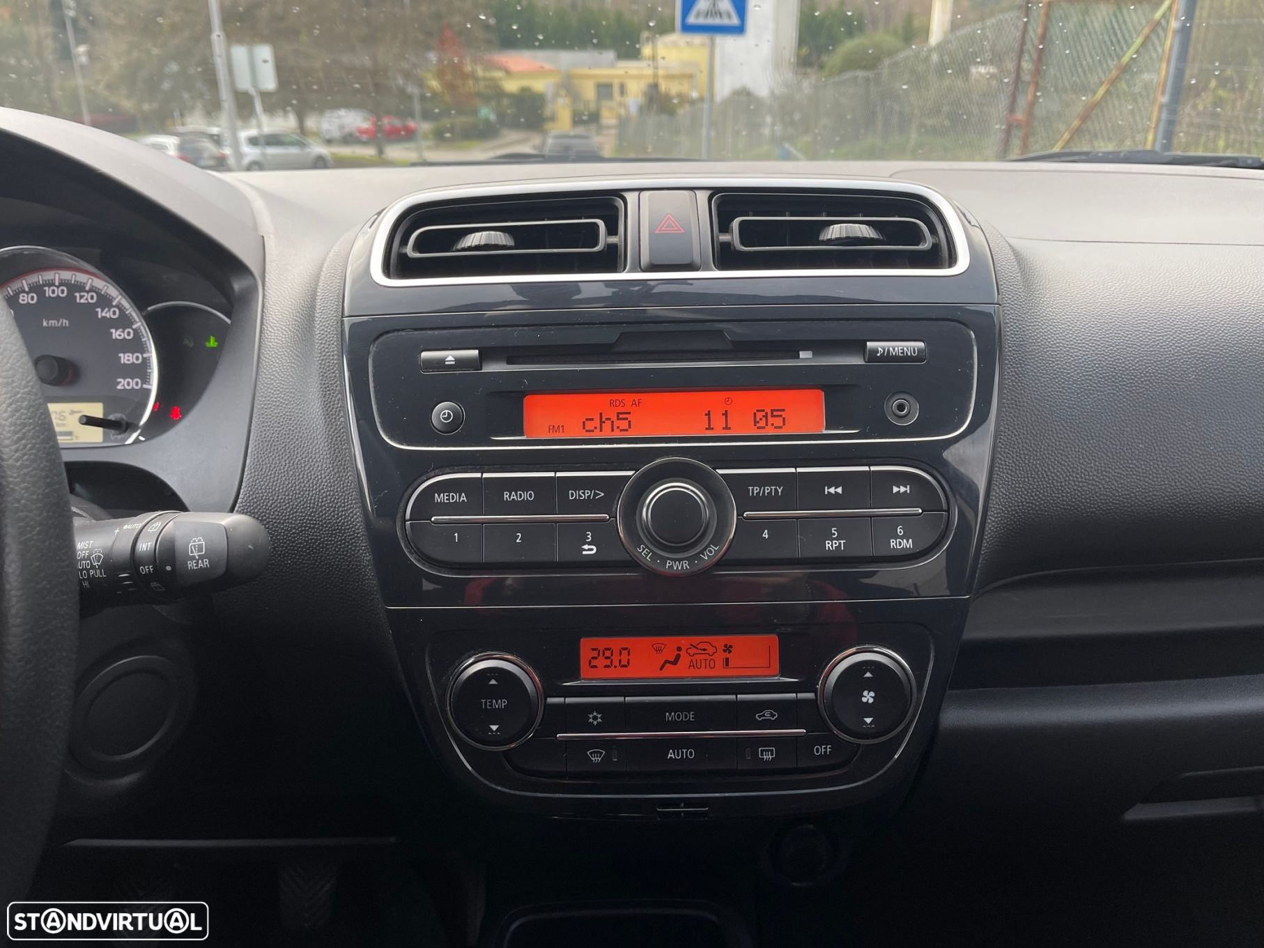 Mitsubishi Space Star 1.2 Intense - 21