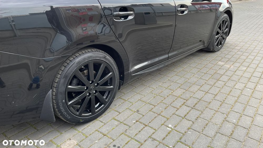 Toyota Avensis 2.0 D-4D Prestige - 3