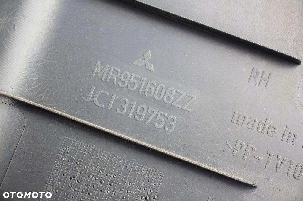 Osłona słupka B MITSUBISHI COLT Z30 VI 5D prawa lewa komplet dolne - 5