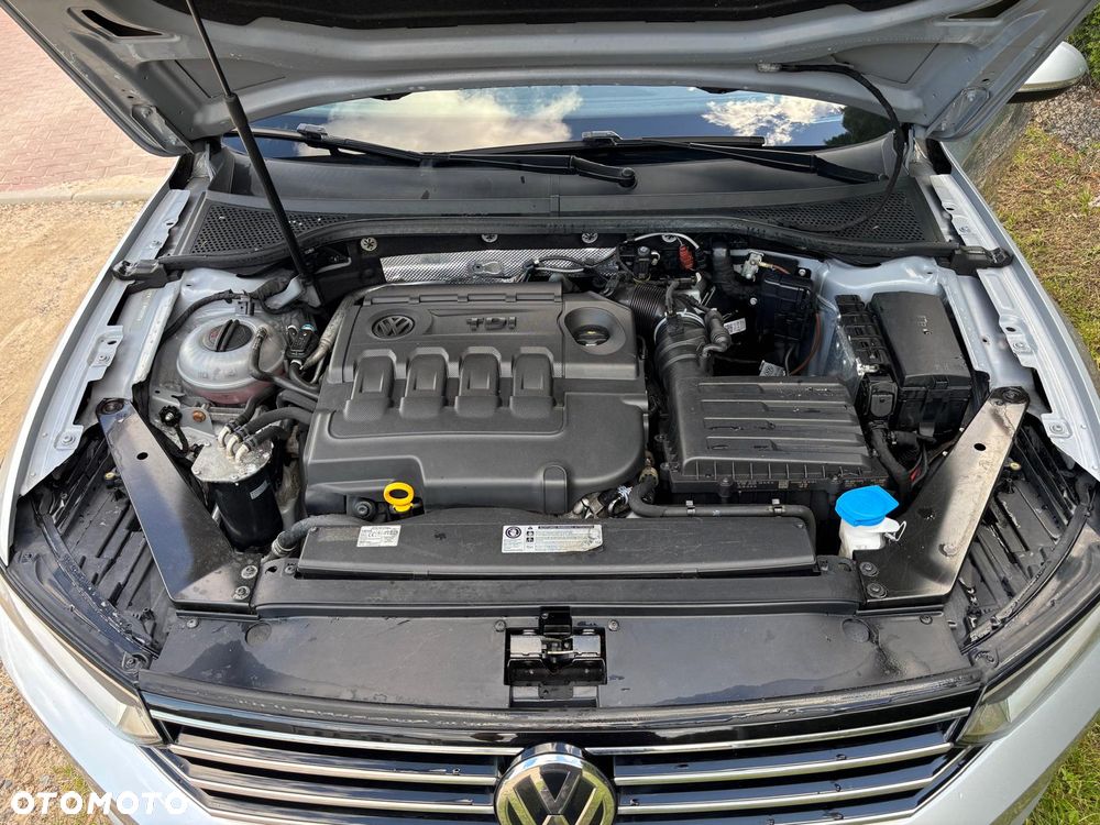 Volkswagen Passat 2.0 TDI SCR Comfortline DSG - 20