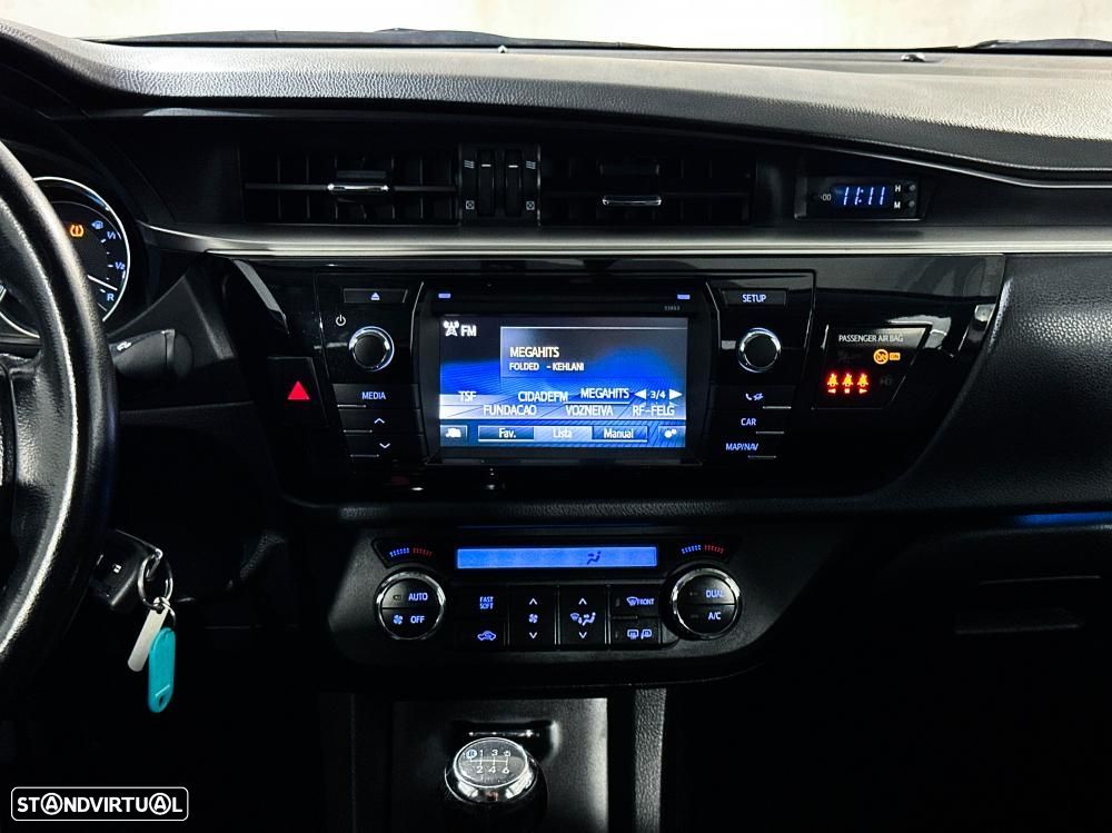 Toyota Corolla 1.4 D-4D Exclusive+Navi - 21