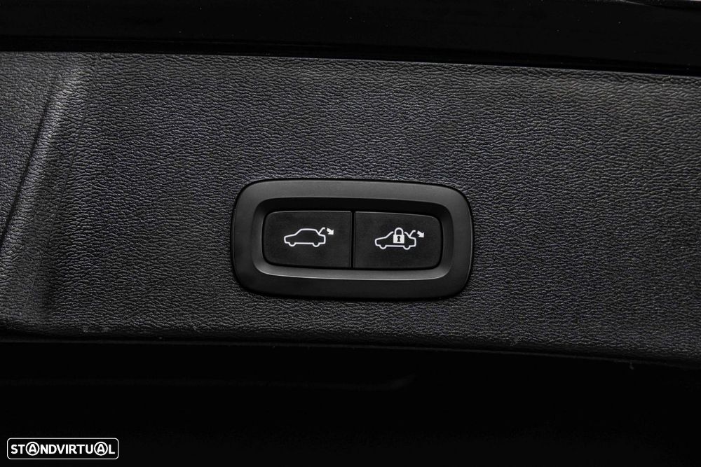 Volvo XC 40 1.5 T5 PHEV Momentum - 30