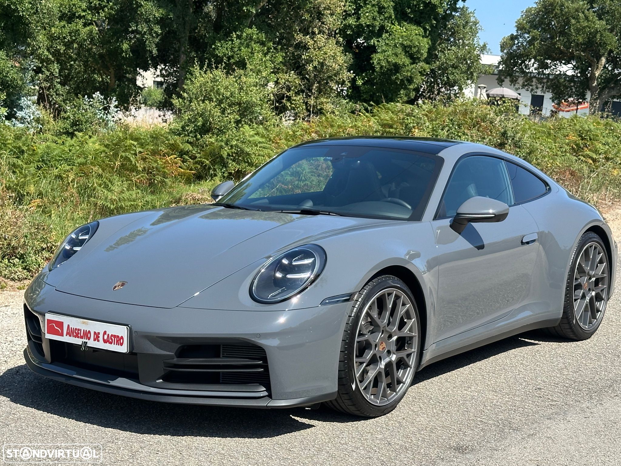 Porsche 911 (992) Carrera - 1