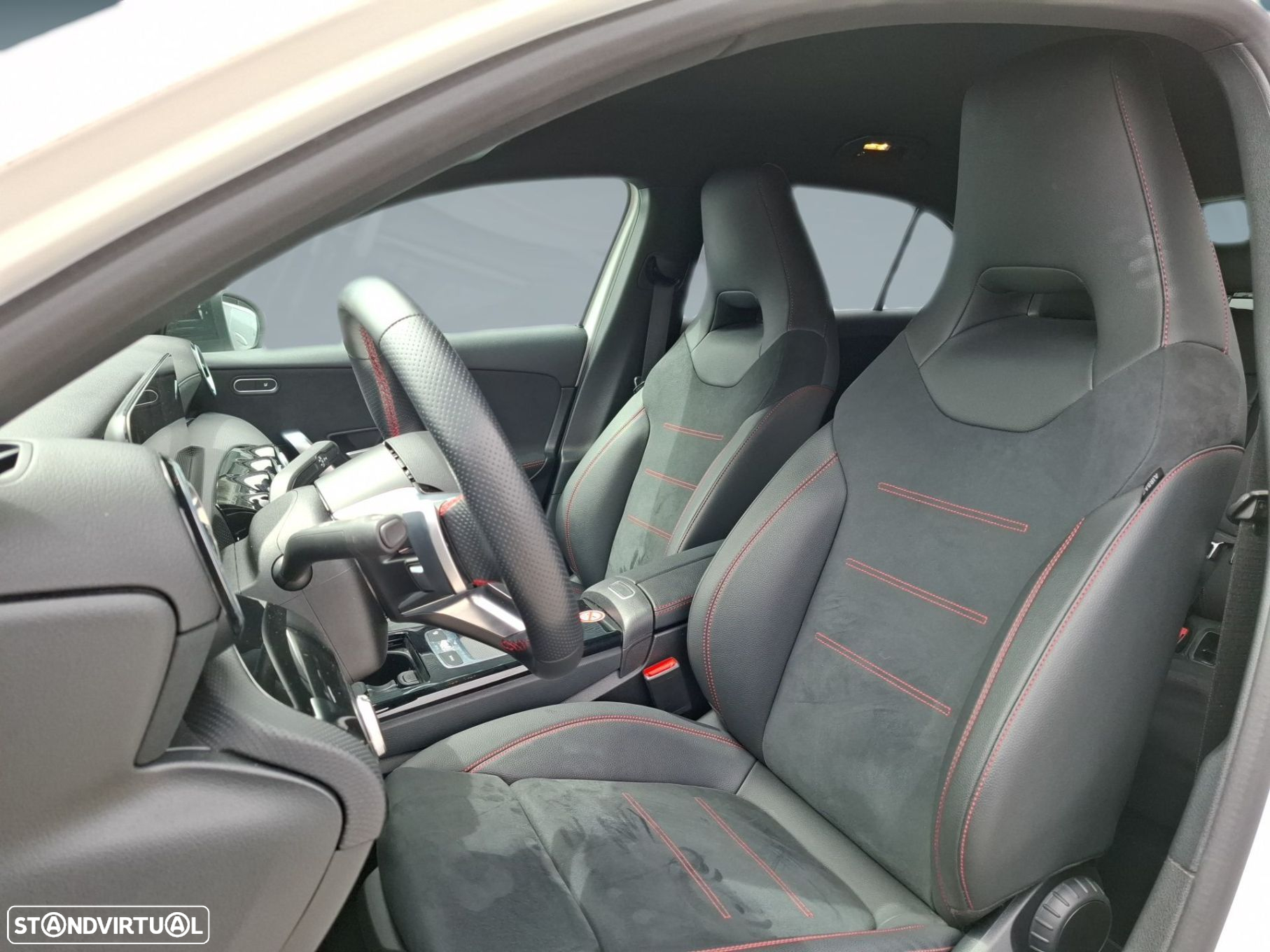 Mercedes-Benz A 250 e - 11