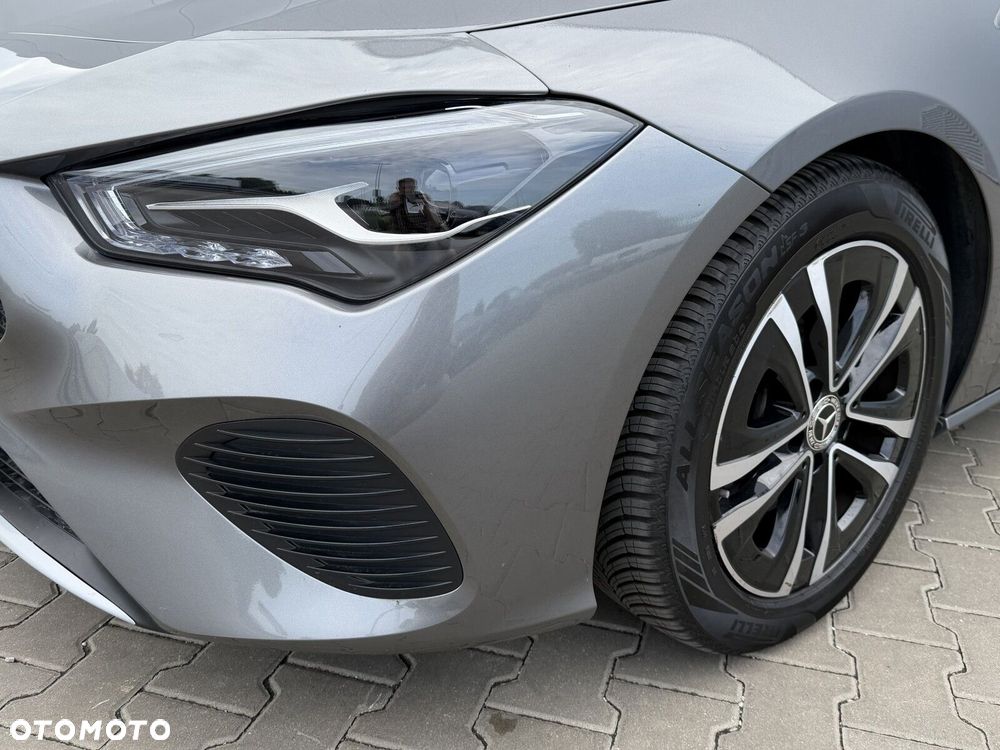 Mercedes-Benz CLA 200 mHEV 7G-DCT - 13
