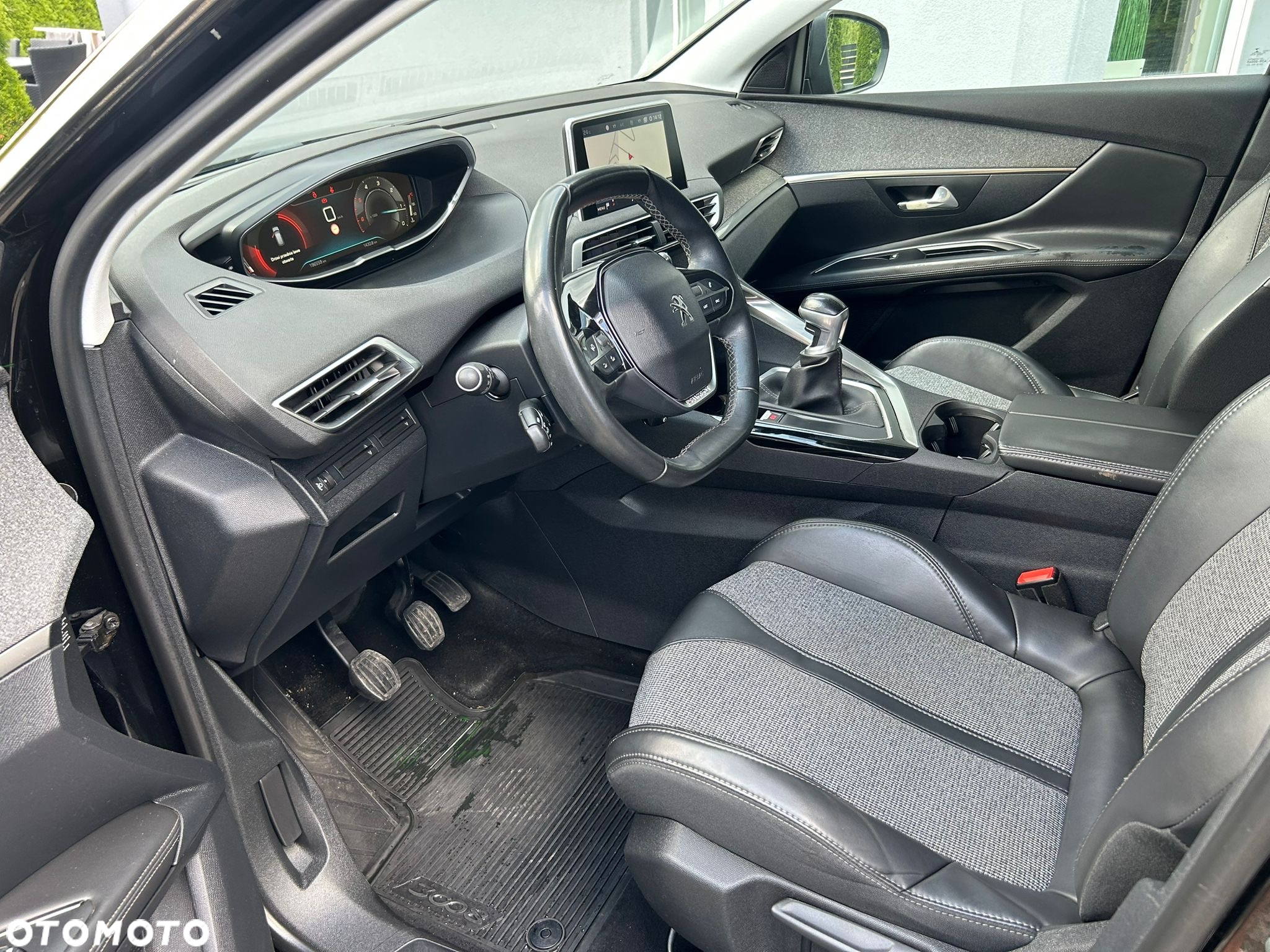 Peugeot 3008 1.6 BlueHDi Allure S&S - 6