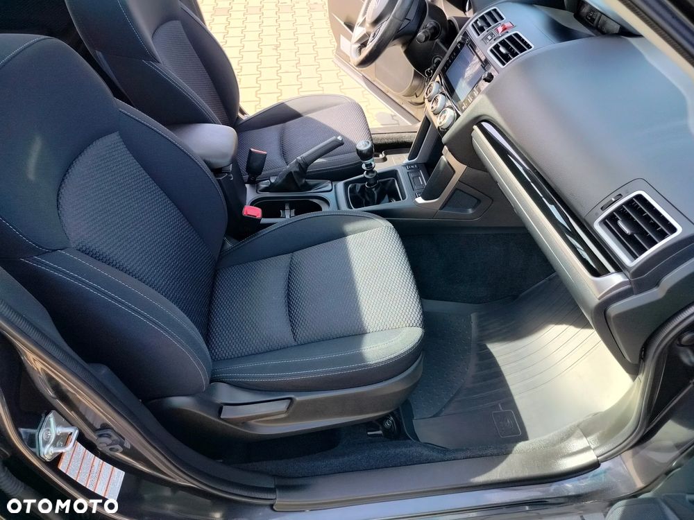 Subaru Forester 2.0D Exclusive EU6 - 16