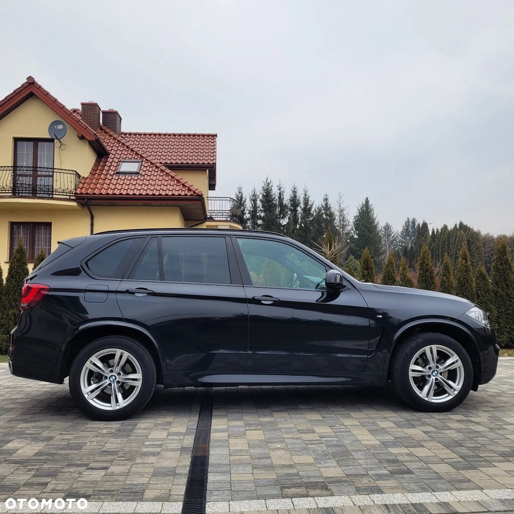 BMW X5 xDrive25d Sport-Aut - 4