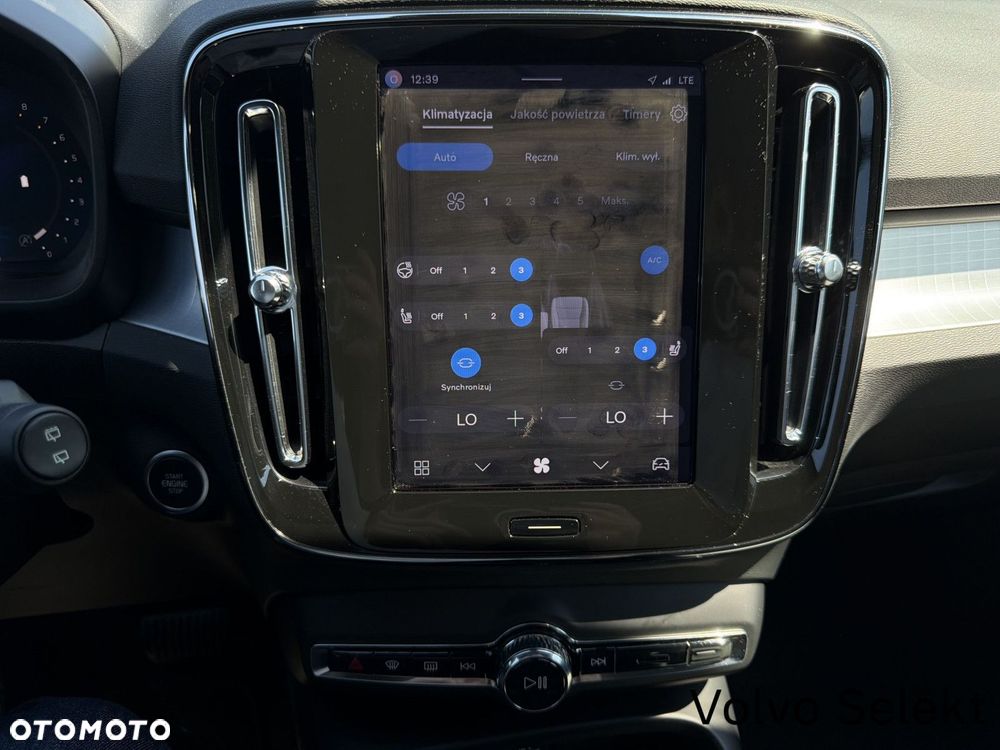 Volvo XC 40 - 22