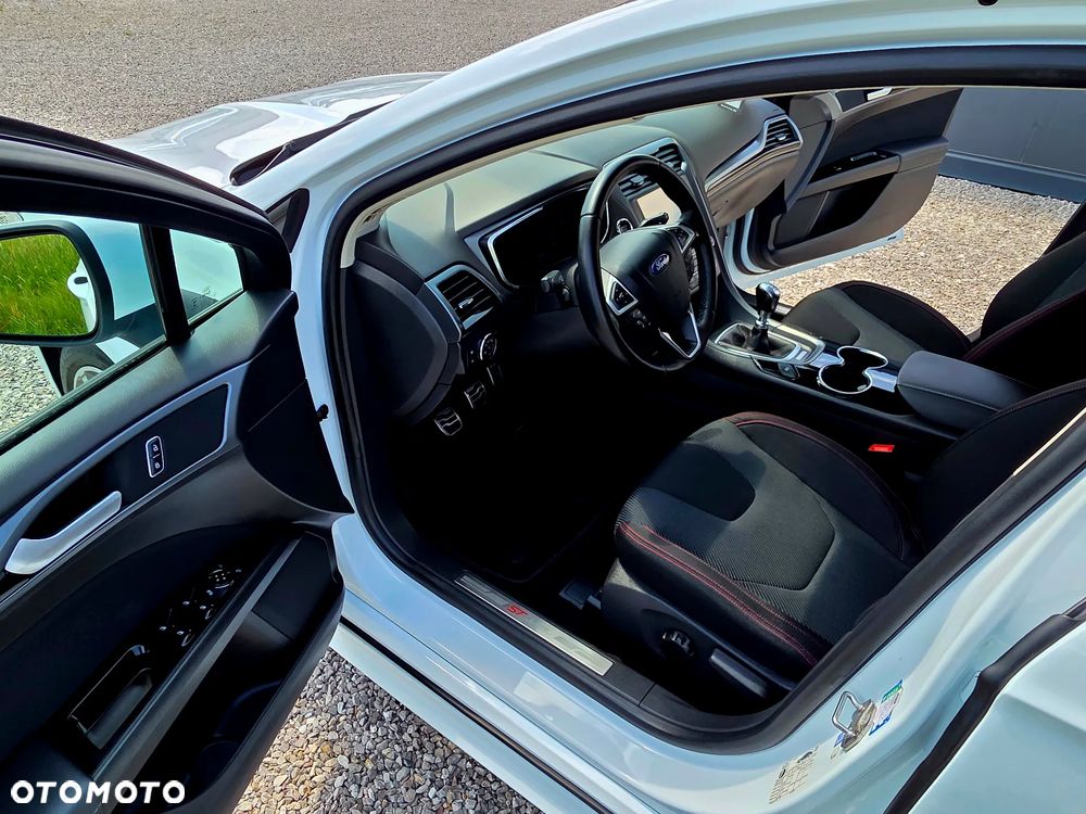 Ford Mondeo 1.5 EcoBoost ST-Line - 16