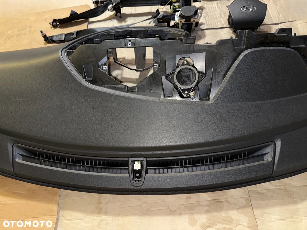 Deska rozdzielcza konsola Hyundai Tucson III 2015-2020 - 5