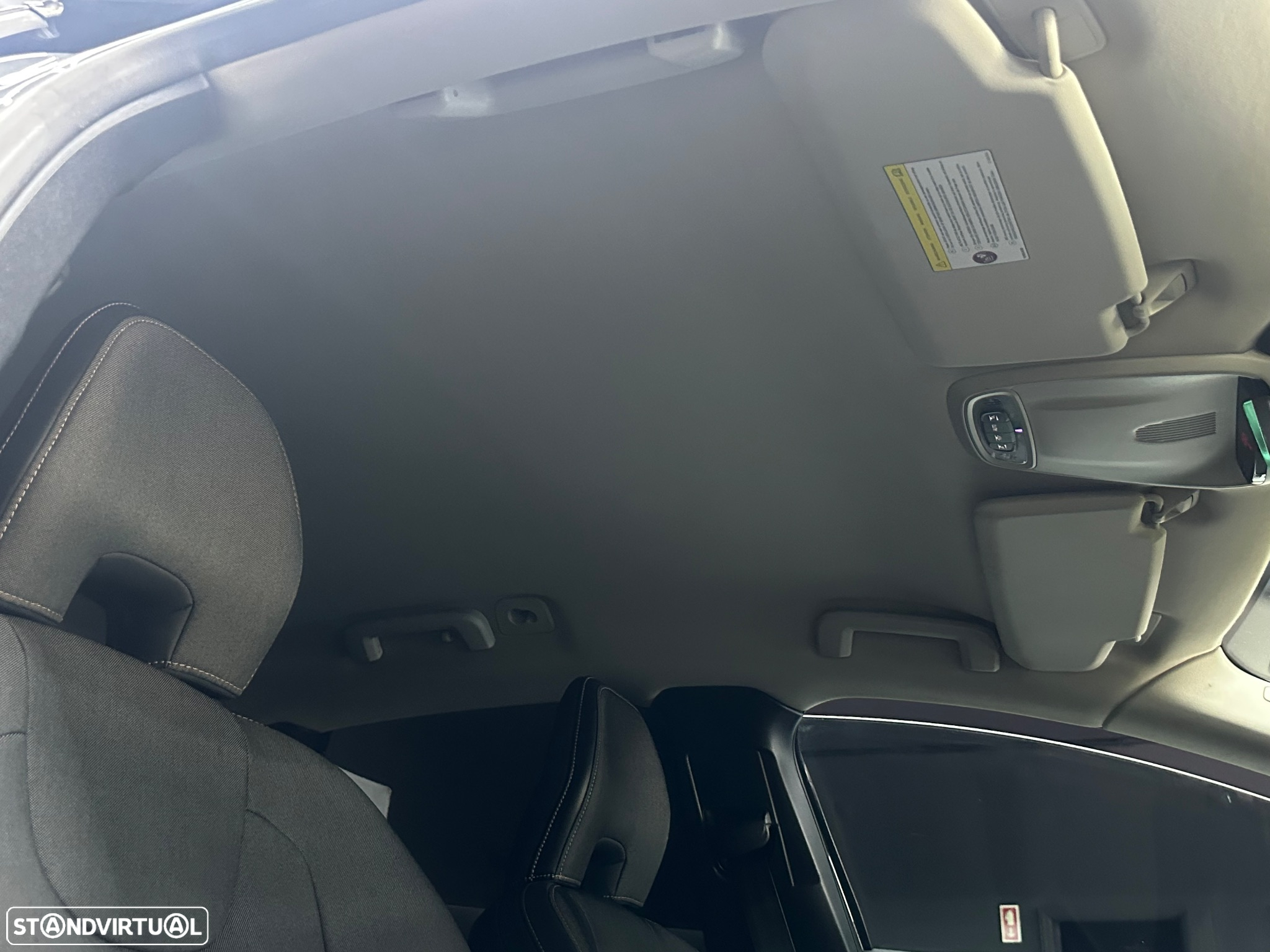 Volvo V40 Cross Country 1.6 D2 Momentum - 20