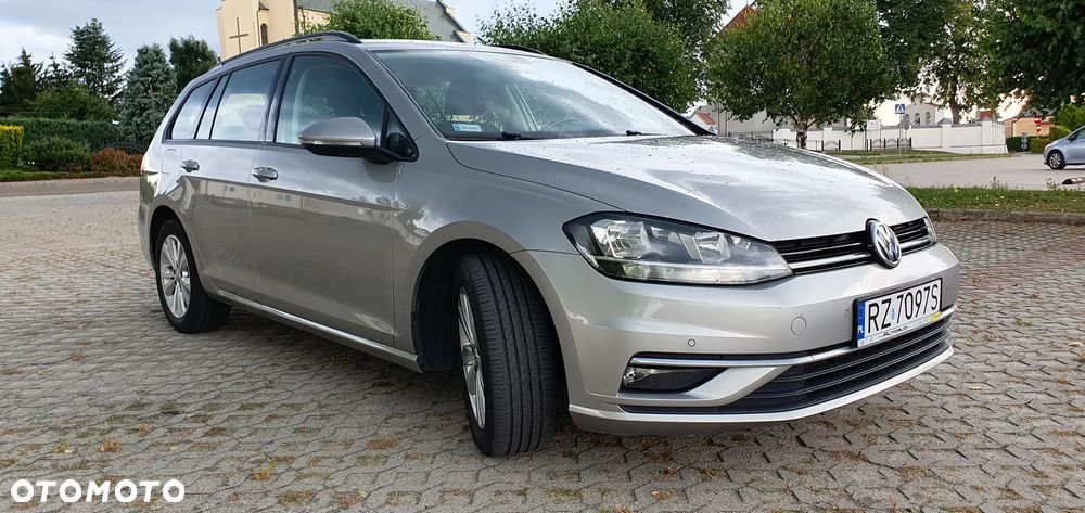 Volkswagen Golf 1.0 TSI BMT Comfortline - 3