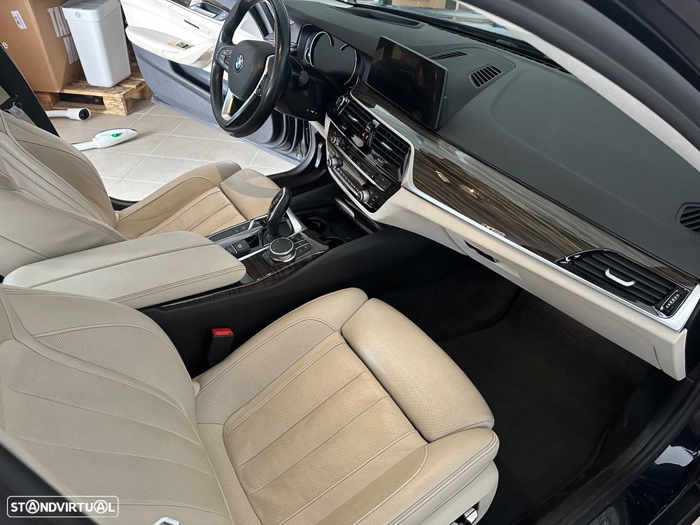 BMW 530 d Auto - 10