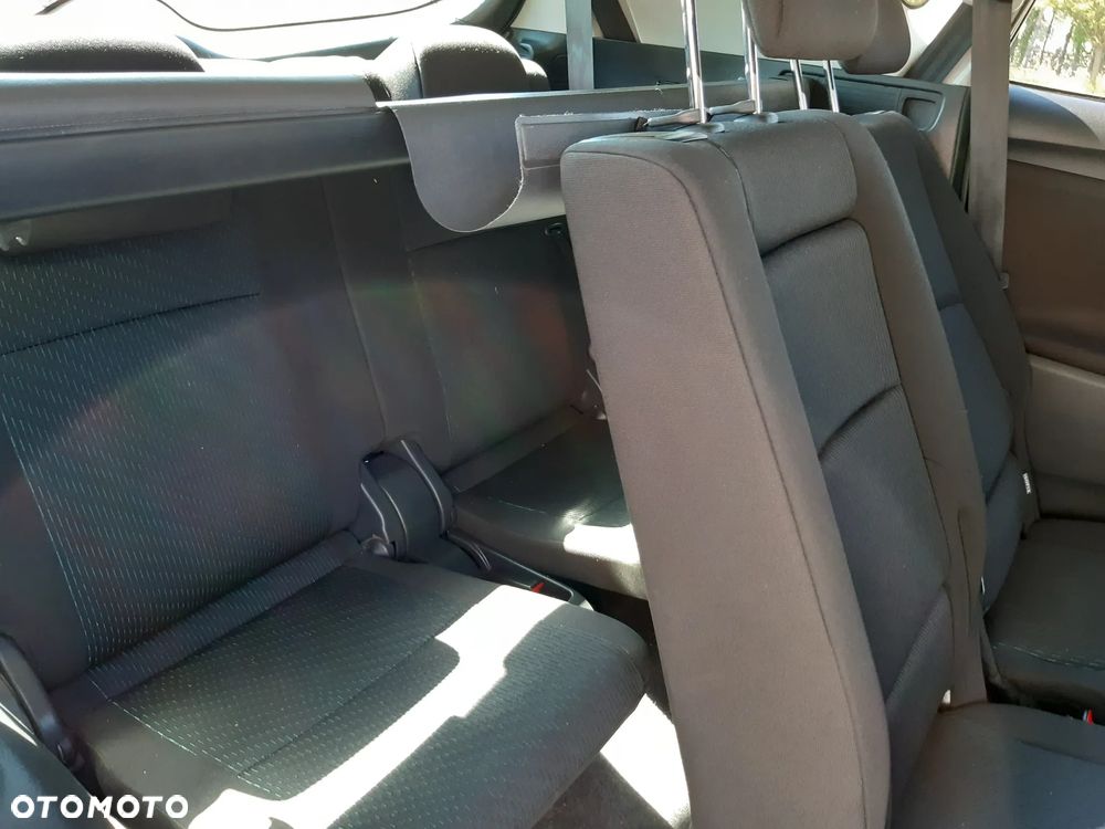 Toyota Verso 1.8 7-Sitzer Life - 15