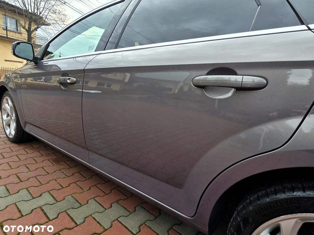 Ford Mondeo 2.0 T Titanium - 15