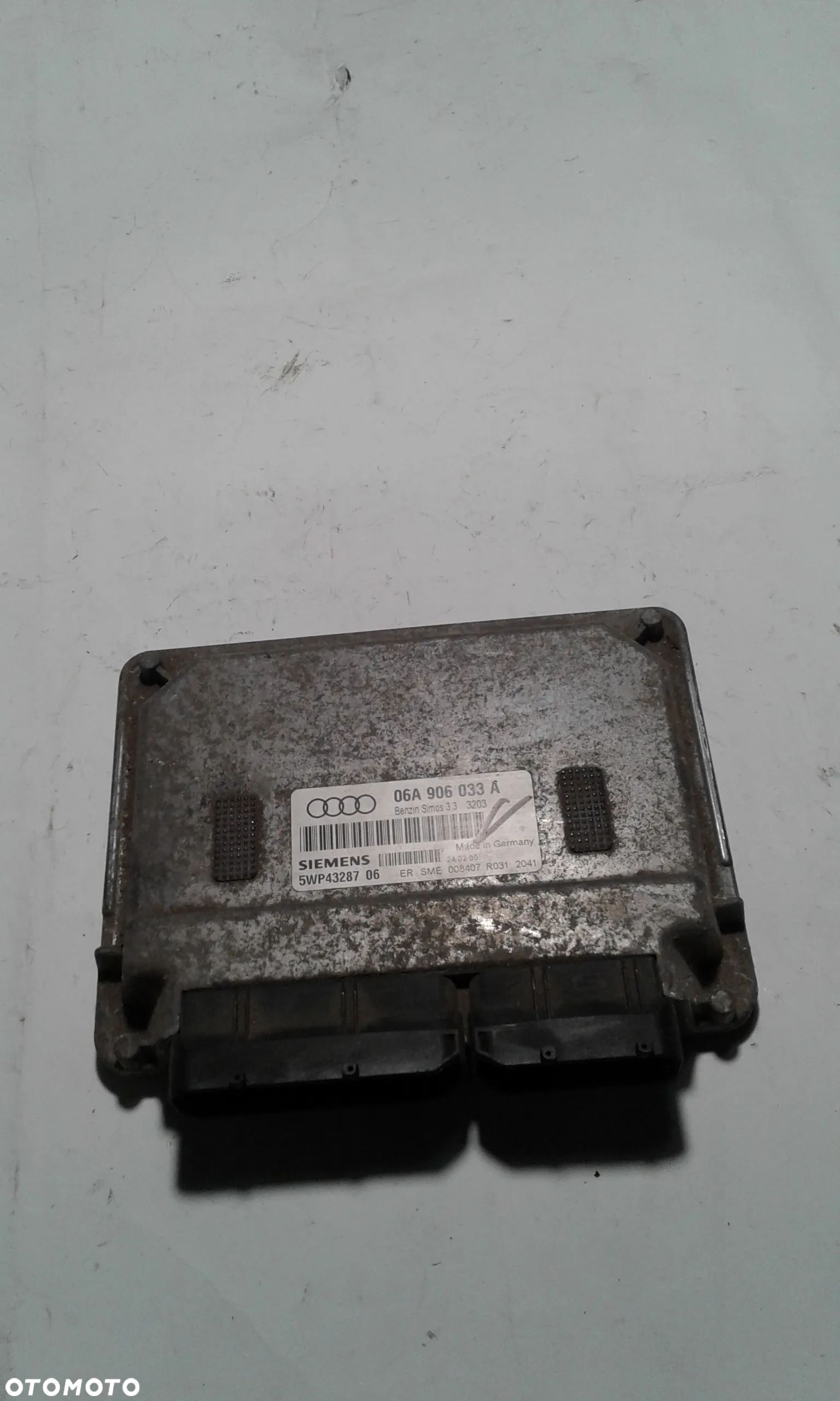 AUDI A3 1.6 SR KOMPUTER SILNIKA 06A906033A - 1