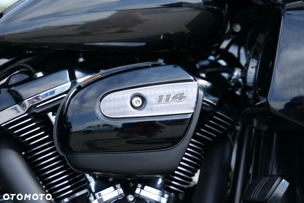 Harley-Davidson Touring Road Glide - 12