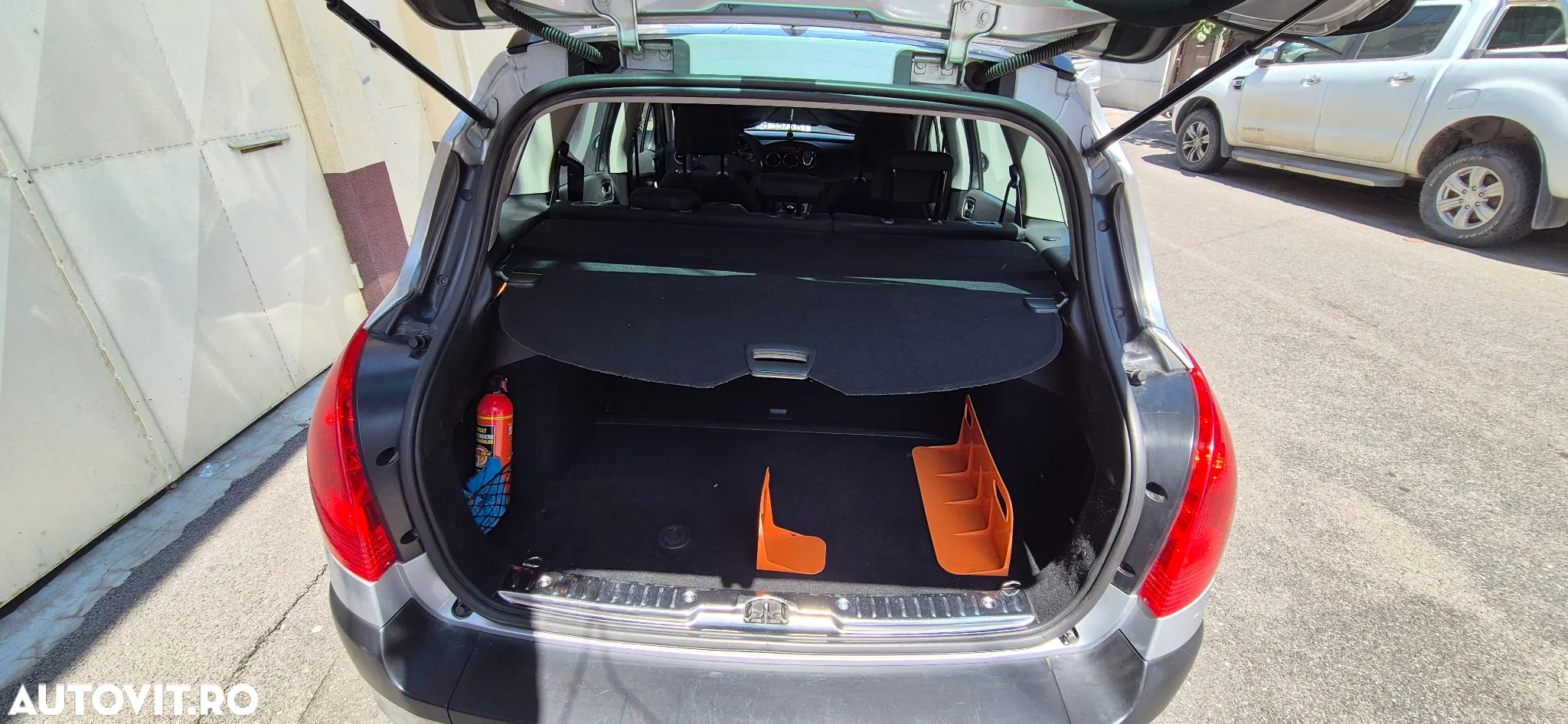 Peugeot 308 1.6HDi Confort Pack - 8