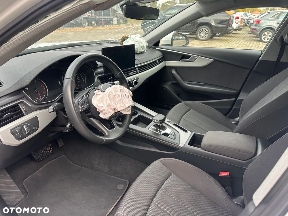 Audi A4 Limousine - 10