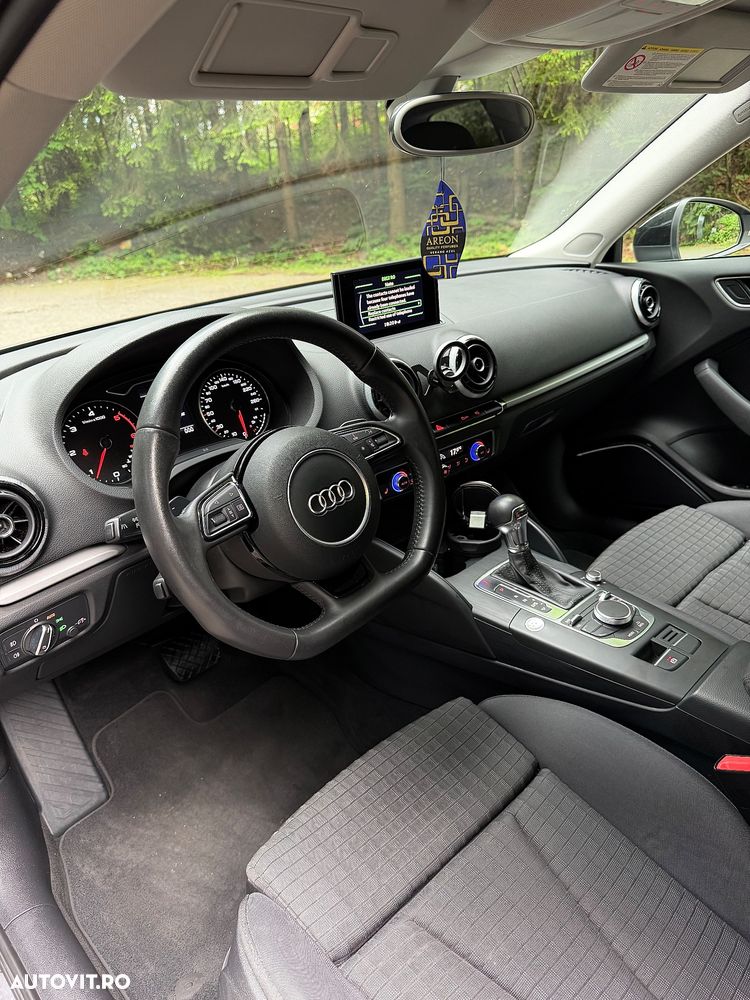 Audi A3 2.0 TDI S tronic Ambition - 10