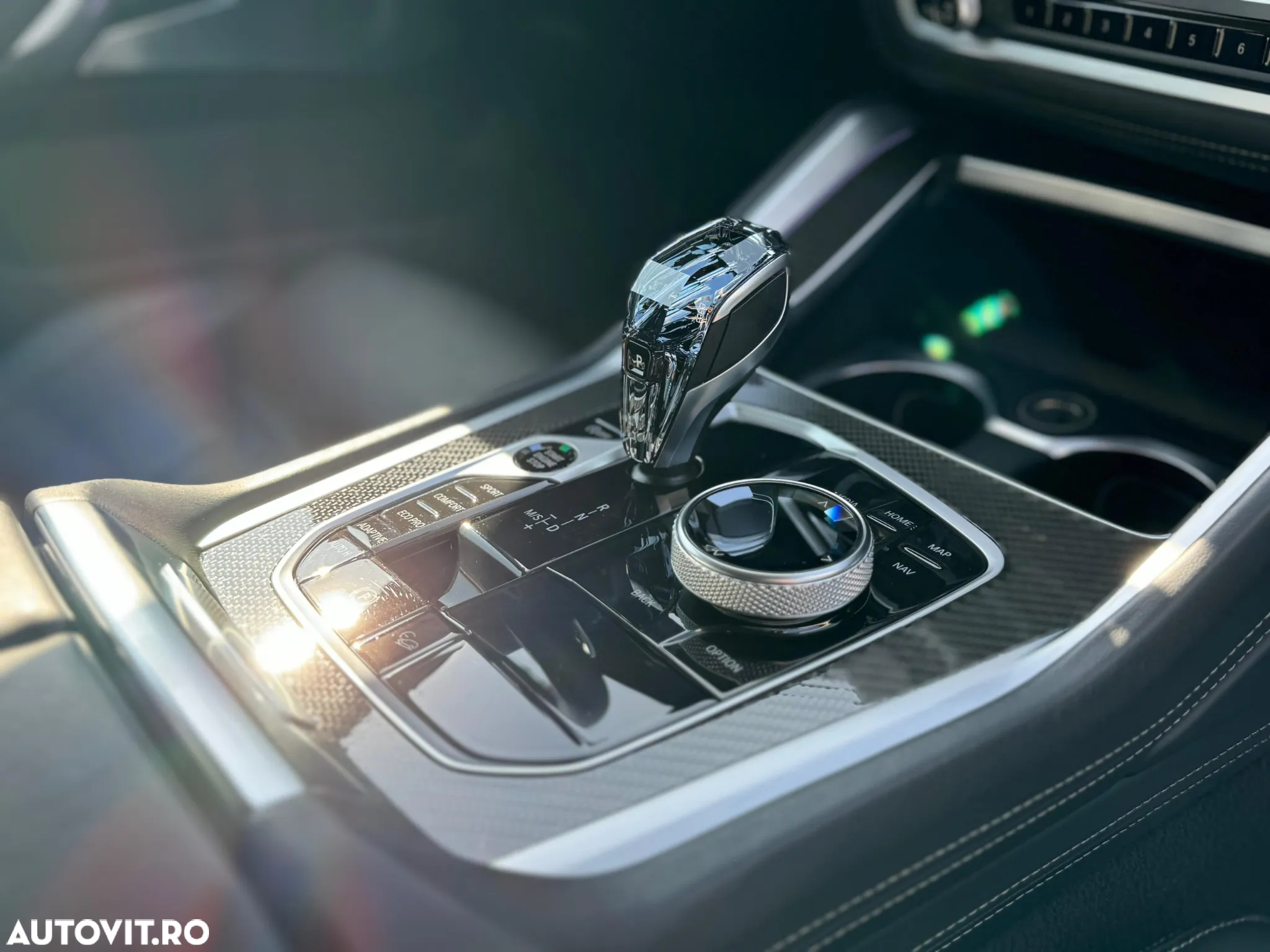 BMW X6 M M50i - 31