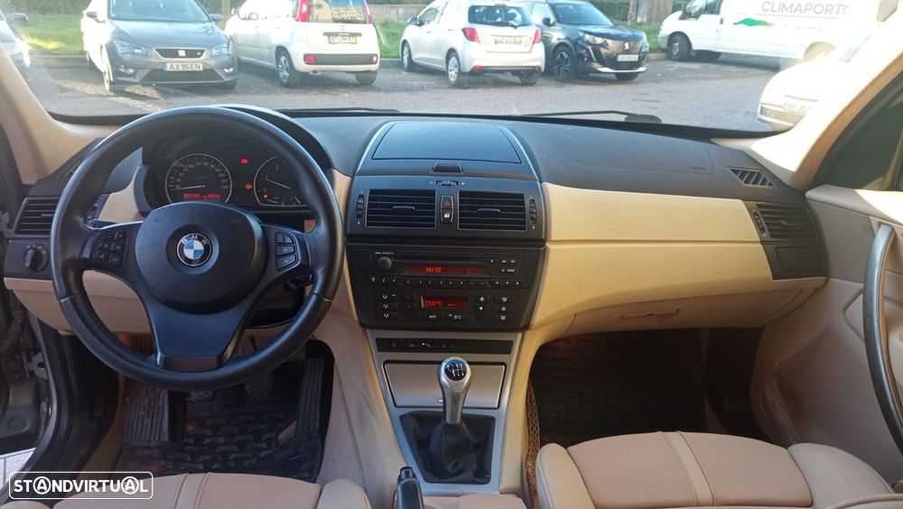 BMW X3 2.0 d - 9