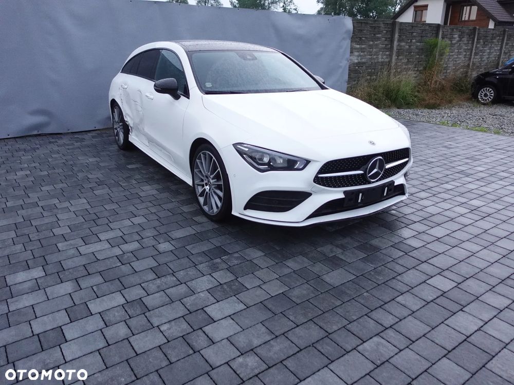 Mercedes-Benz CLA 250 4-Matic AMG Line 7G-DCT - 2
