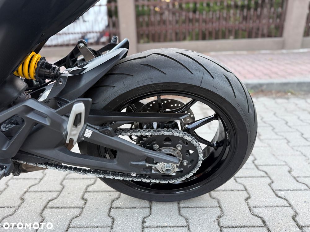 Ducati Monster - 30