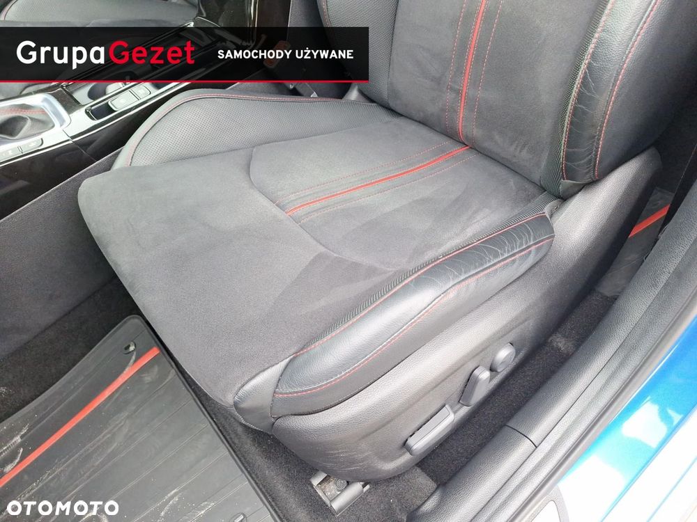 Kia ProCeed 1.6 T-GDI GT DCT - 12