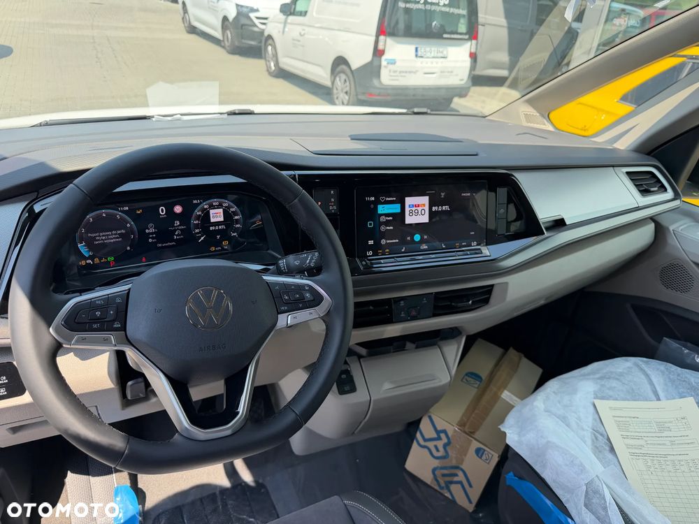 Volkswagen California - 11