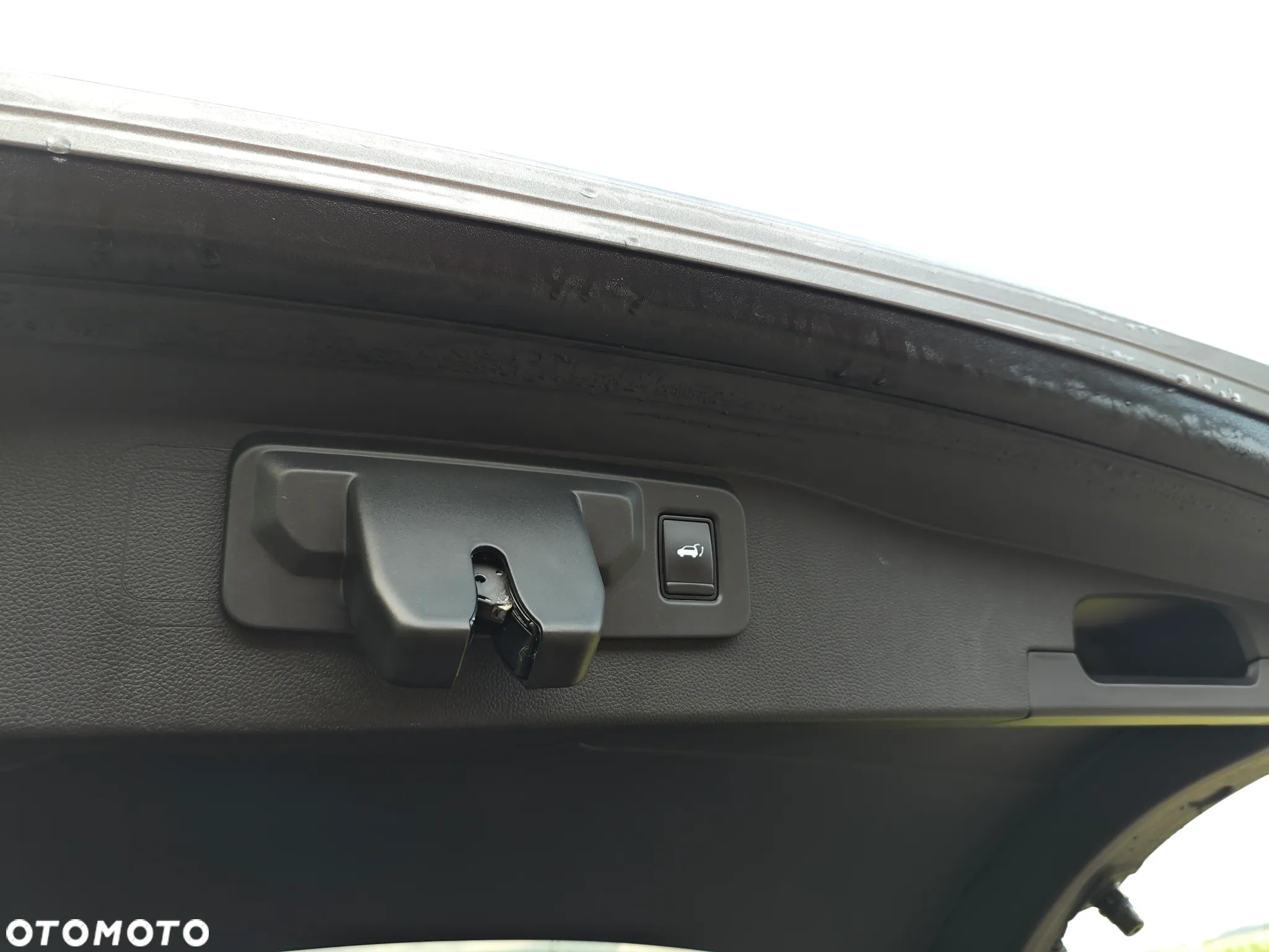 Renault Austral E-Tech Full Hybrid 200 Iconic - 15
