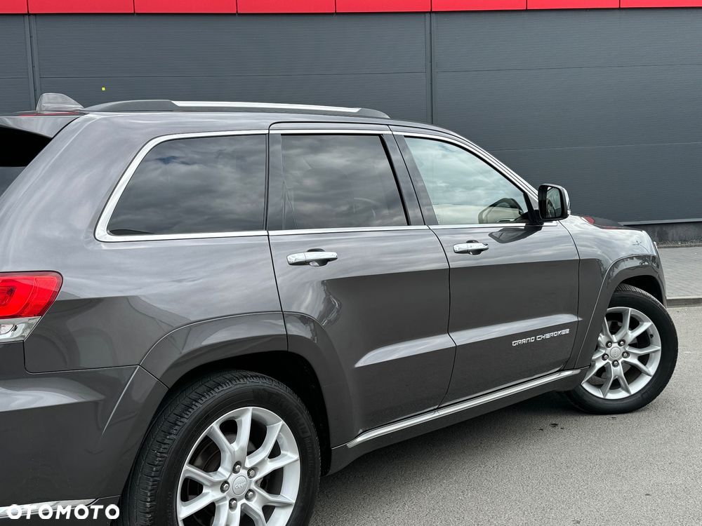 Jeep Grand Cherokee 3.0 CRD Overland Summit EU6 - 19