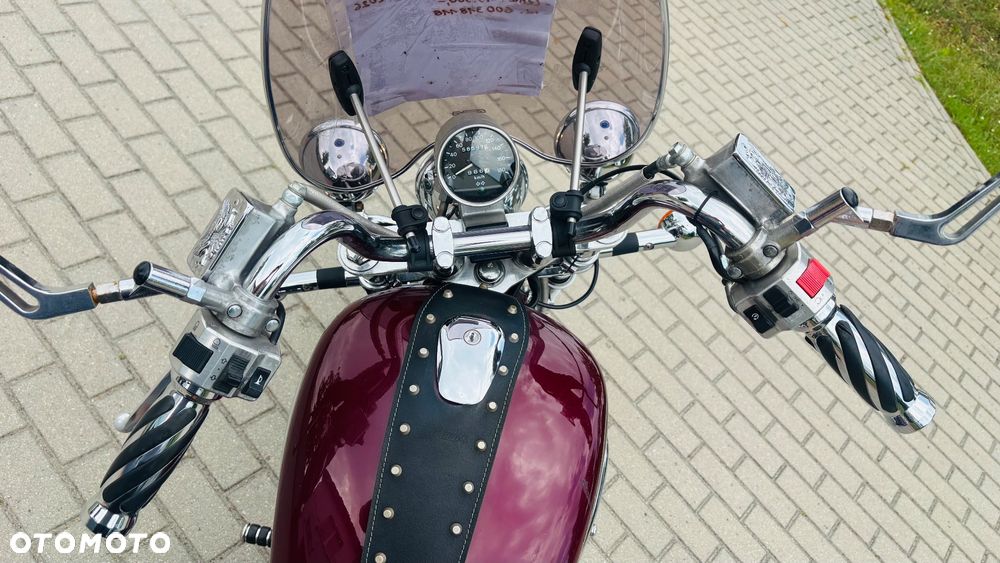 Suzuki Intruder - 7