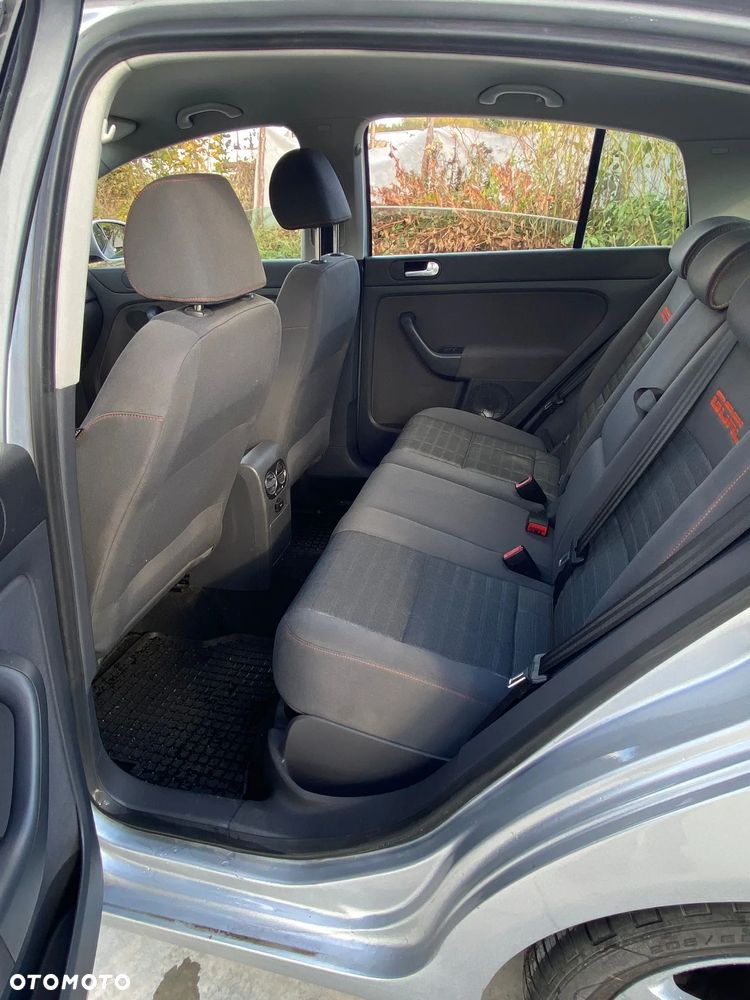 Volkswagen Golf Plus - 6