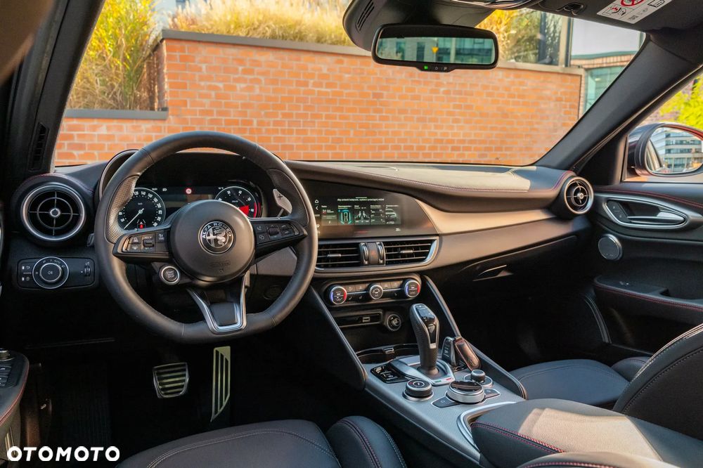 Alfa Romeo Giulia 2.0 Turbo Tributo Italiano Q4 - 5